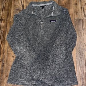 Gray Patagonia 1/4 Zip
